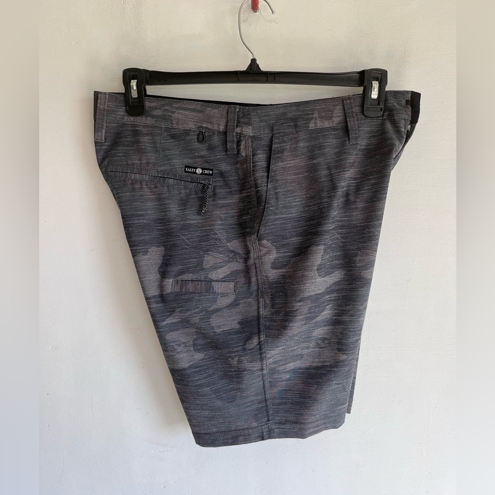Salty Crew Gray Hybrid Shorts Modern Camouflage green, black and brown size 32 - Picture 5 of 12